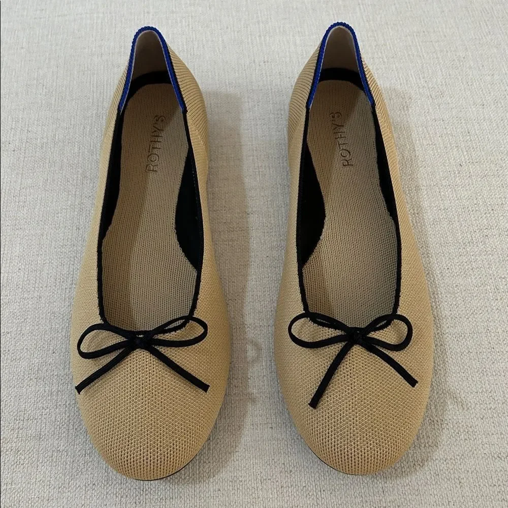Rothy's Ballet Flats In Beige & Black, Size 11.5, NWOT display pair